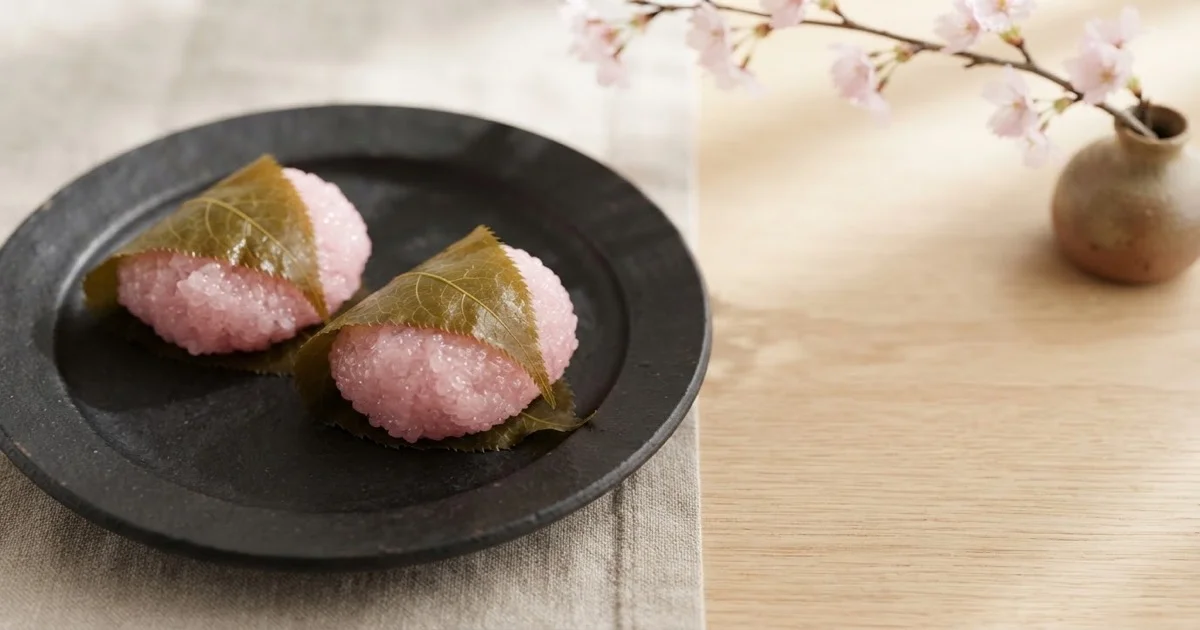 桜餅の作り方: 自宅で楽しむ春の和菓子